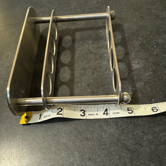 Metal toothbrush holder - Picture 2 of 2